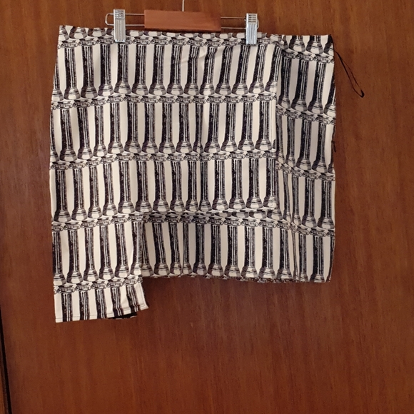 BIMBA Y LOLA asymmetrical mini skirt - Picture 2 of 5